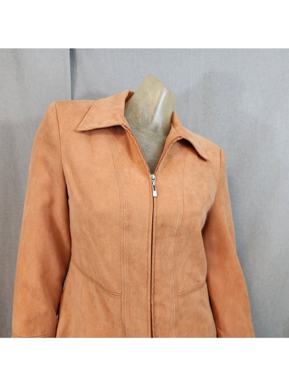 Conrad C Solid Orange Full Front Zip Long Slv Jacket Blazer Size 4 SMALL Microfi - Picture 2 of 7